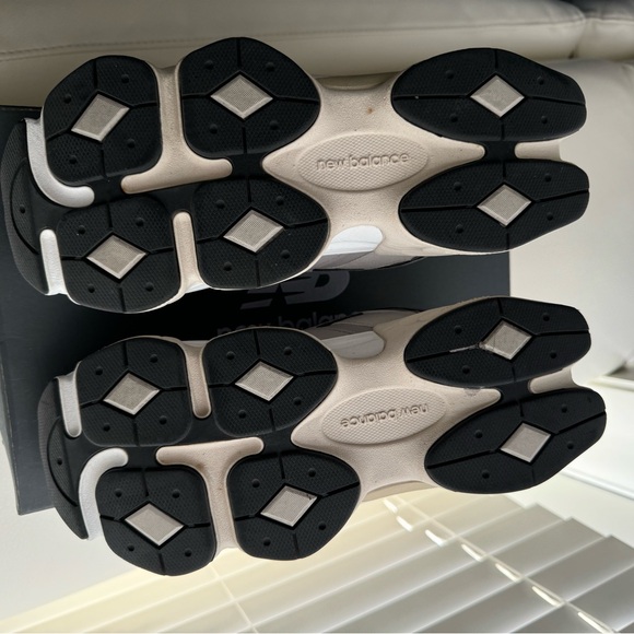 New Balance 9060 Gray and Cream Sneakers - Picture 3 of 5